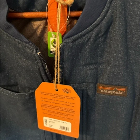 Patagonia Navy Utility Vest - Picture 2 of 6